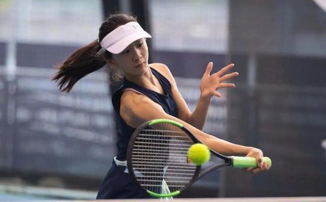 在场上的灵 在场上的灵