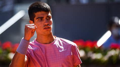 定期医学评 定期医学评