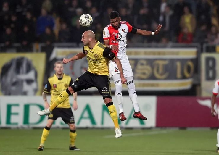 只是刚展翅 只是刚展翅