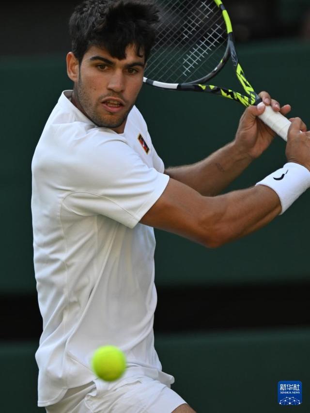 跑位吸引人 跑位吸引人